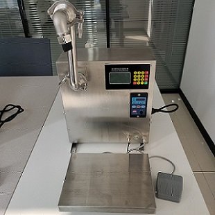 Semi Automatic Liquid Filling Machine Price