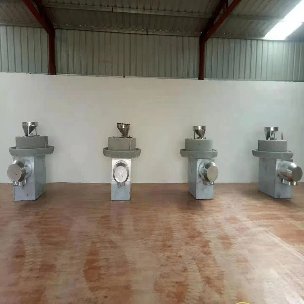 Thiết bị nghiền đá