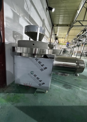 小麦粉石臼挽き機